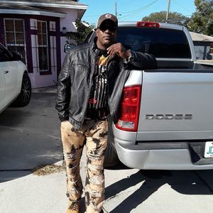 Meet your Posher, Clarence